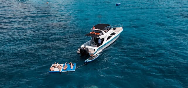 Nusa Penida by Private Yacht: Snorkeling with Manta Ray & Fishing Nusa Penida Boat Tour
